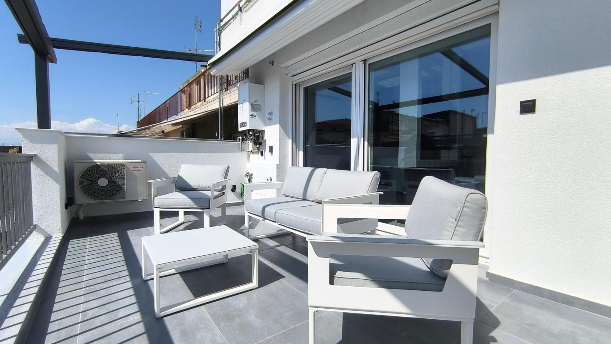 Larisa Absolute Suites, Sky View Smart Home Zewnętrze zdjęcie