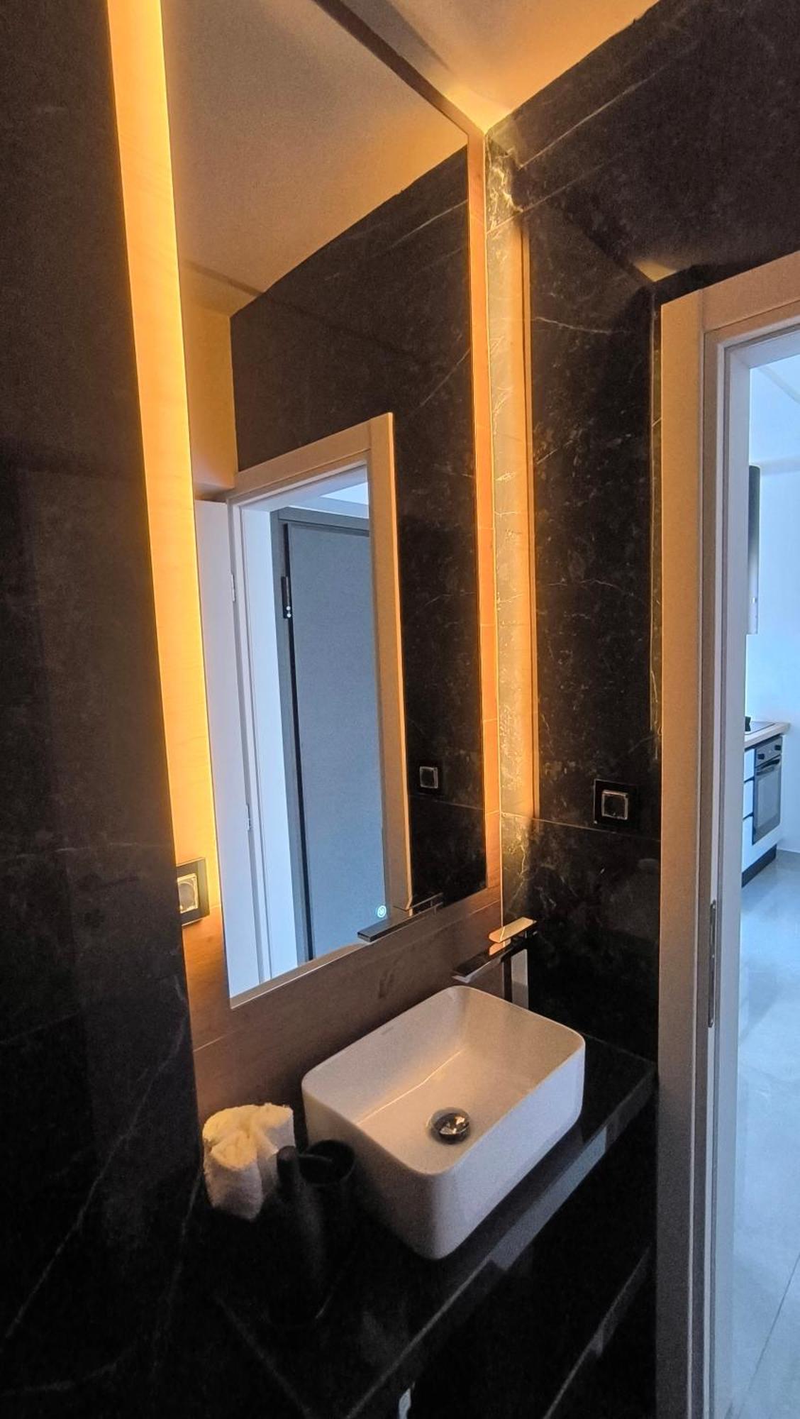 Larisa Absolute Suites, Sky View Smart Home Zewnętrze zdjęcie