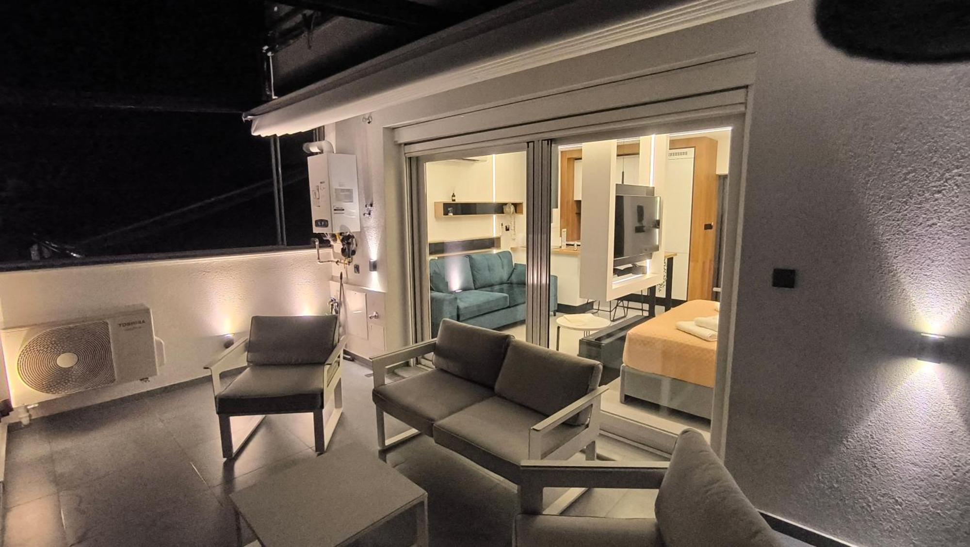 Larisa Absolute Suites, Sky View Smart Home Zewnętrze zdjęcie